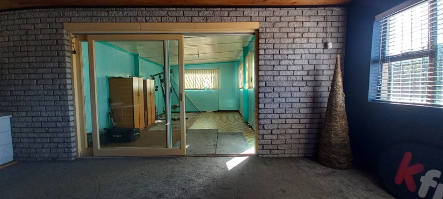 4 Bedroom Property for Sale in Retreat Western Cape